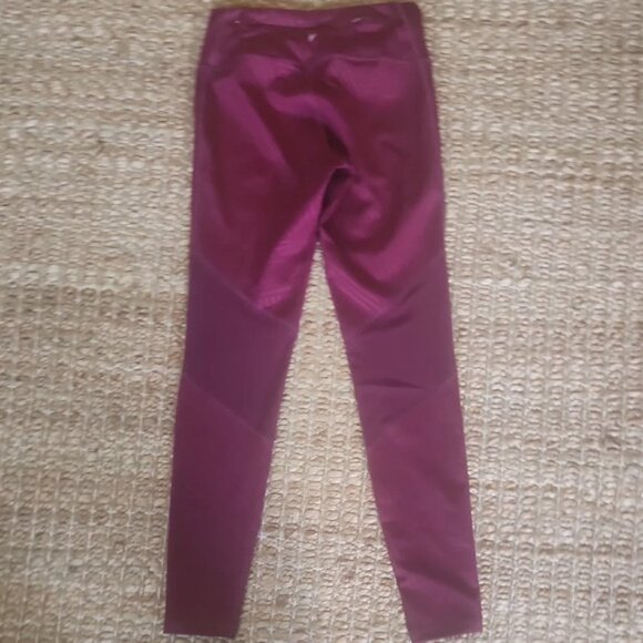Old Navy Purple Leggings - Picture 5 of 6